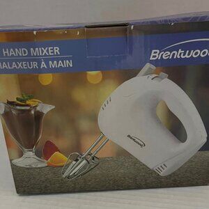 Brentwood HM-45 WHITE 150W 5-Speed Lightweight Ergonomic Hand Mixer w Heel Rest